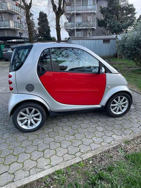 Usata Smart ForTwo Cabrio 61 CV (44 kW) 2001 Argento Cabrio