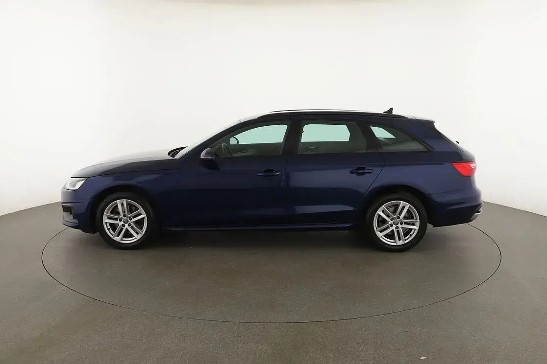 Usata Audi A4 Advanced 163 CV (119 kW) 2020 Blu Station wagon