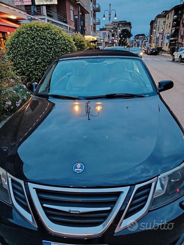 Begagnad Saab 9-3 Cabriolet 131 HK (96 kW) 2008 Svart Cab