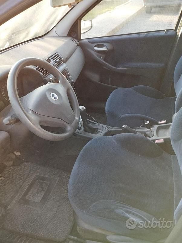Usata Fiat Stilo 2001 Grigio Utilitaria