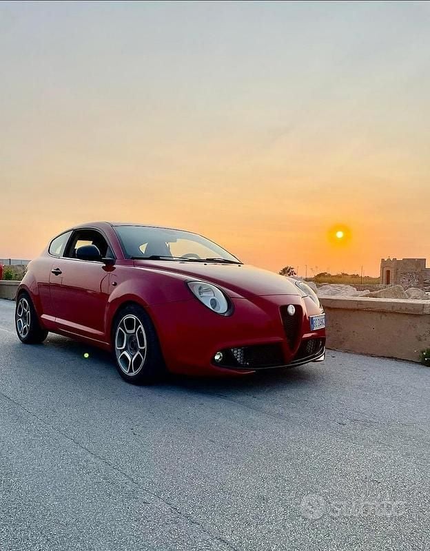 Usata Alfa Romeo MiTo 120 CV (88 kW) 2010 Rosso Utilitaria