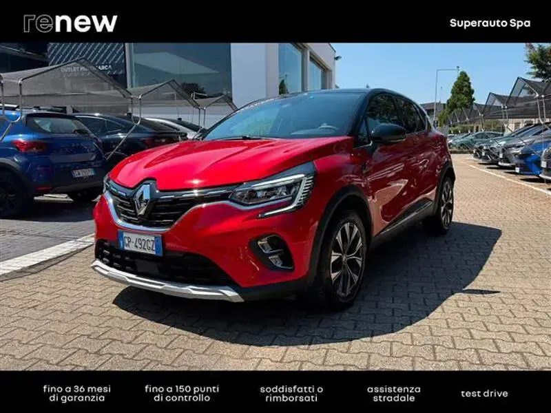 Usata Renault Captur Techno 101 CV (74 kW) 2023 Rosso SUV