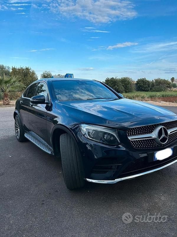 Blu Usata 2022 Mercedes GLC250 Exclusive SUV | 19.900 € - Immagine 1/4
