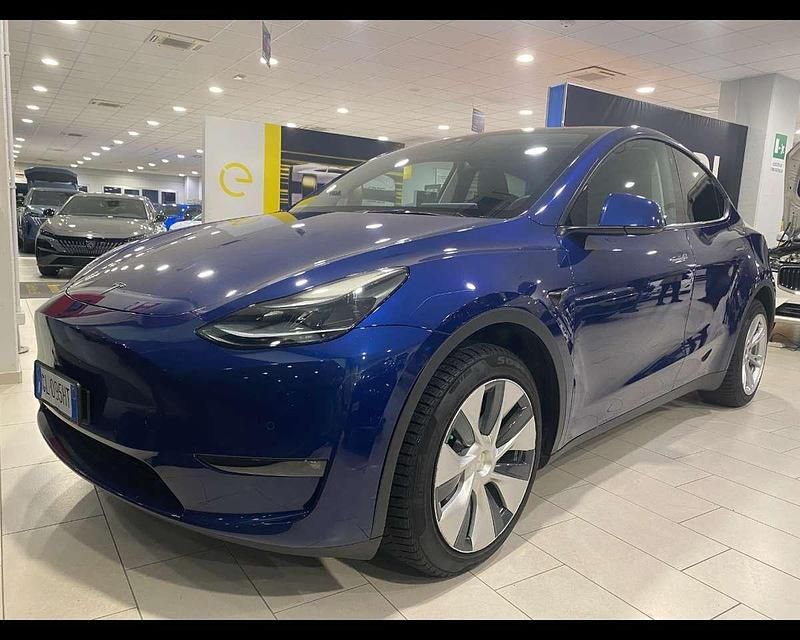 Blu Usata 2022 Tesla Model Y SUV | 33.900 € (Ottimo prezzo) - Immagine 1/4