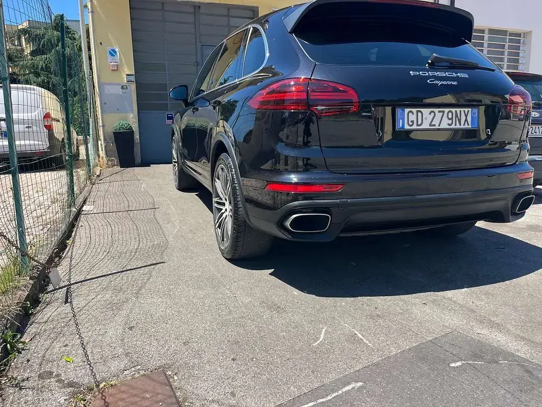Usata Porsche Cayenne 252 CV (185 kW) 2016 Nero SUV