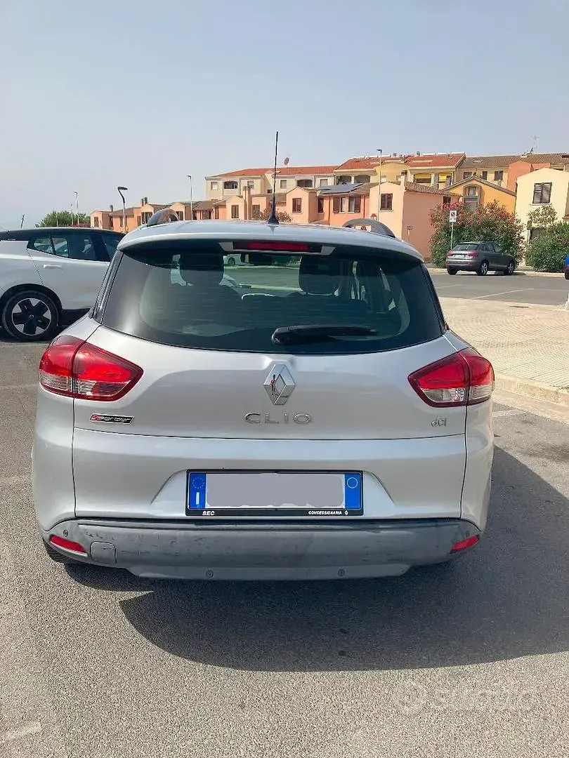 Usata Renault Clio 90 CV (66 kW) 2016 Grigio Station wagon