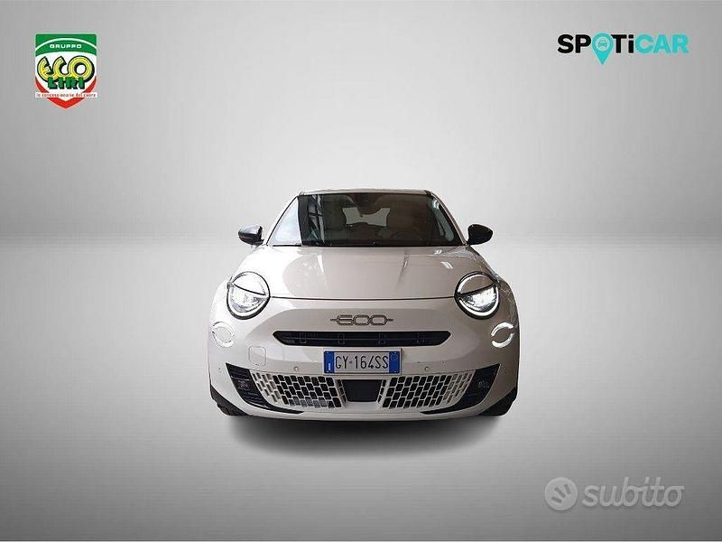 Usata Fiat 600 La Prima 101 CV (74 kW) 2025 Bianco SUV