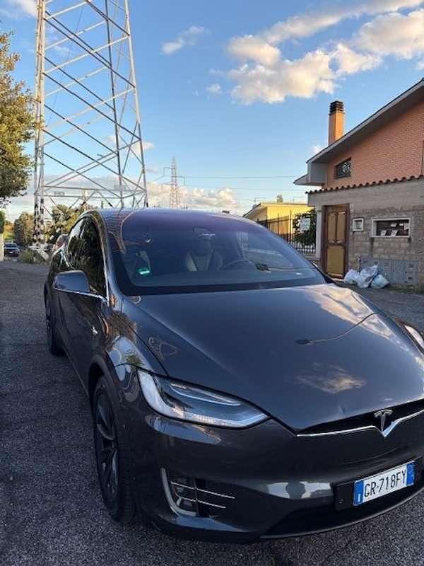 Usata Tesla Model X 158 kW (215 CV) 2019 Grigio SUV