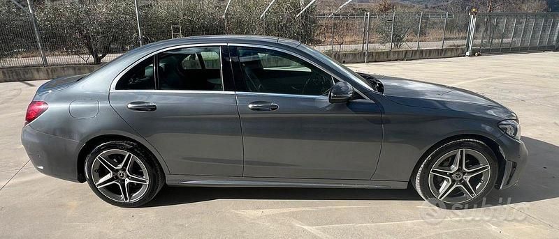 Usata Mercedes C220 136 CV (100 kW) 2019 Grigio Berlina