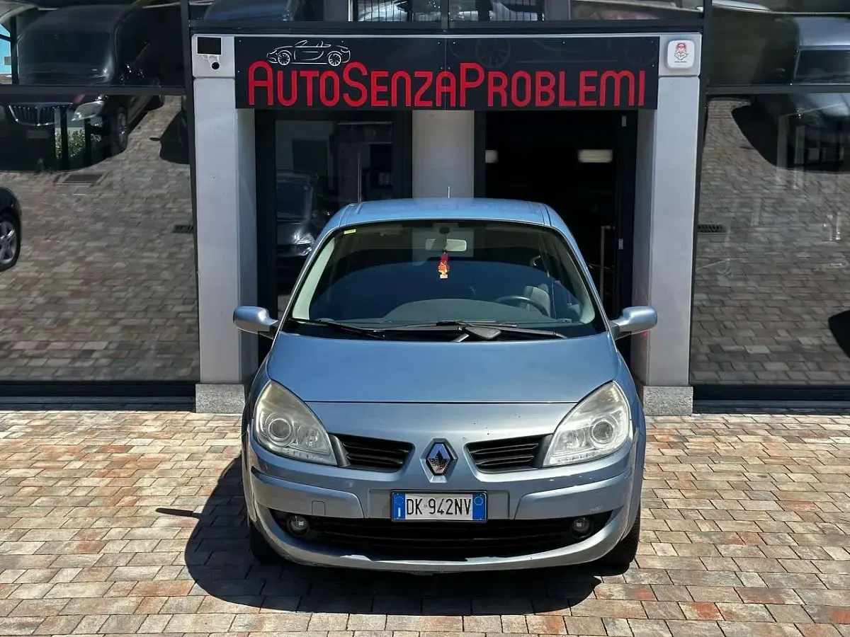 Usata Renault Scénic II 105 CV (77 kW) 2007 Blu/azzurro Monovolume