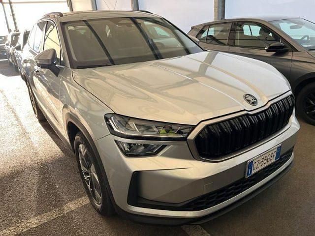 Argento Usata 2025 Skoda Kodiaq Executive SUV | 37.900 € (Cara) - Immagine 1/4