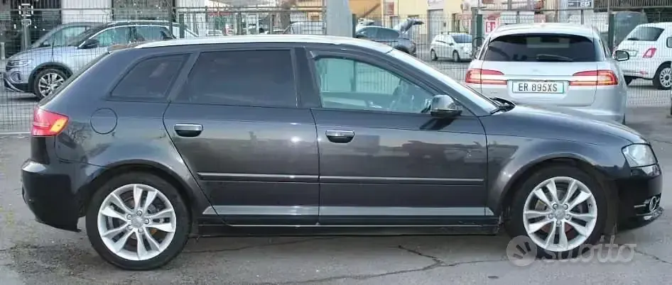 Usata Audi A3 140 CV (102 kW) 2011 Nero Utilitaria