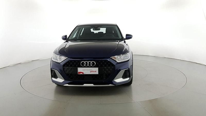 Usata Audi A1 Business 116 CV (85 kW) 2024 Blu navarra met SUV