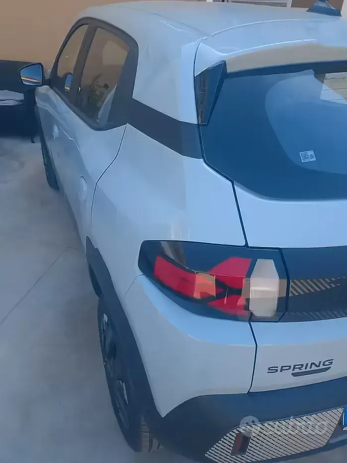 Usata Dacia Spring 30 kW (41 CV) 2026 Grigio Utilitaria