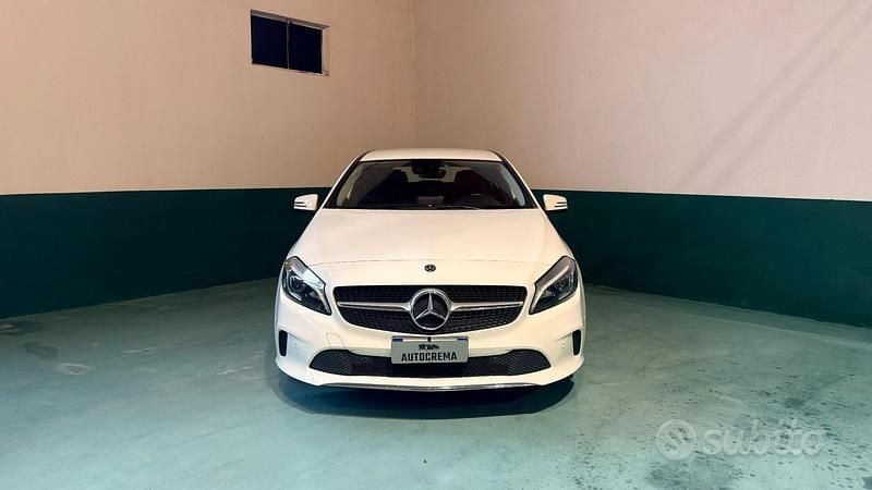 Usata Mercedes A180 109 CV (80 kW) 2018 Bianco Berlina