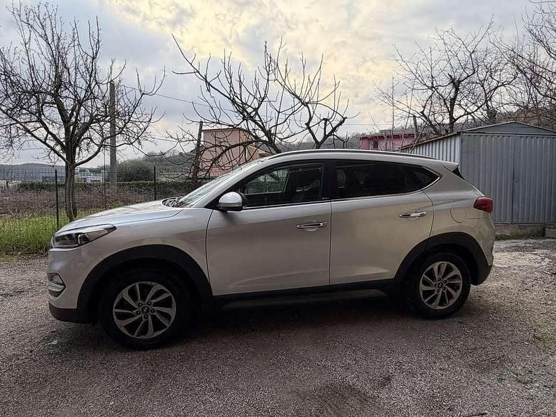 Usata Hyundai Tucson Xpossible 116 CV (85 kW) 2016 Argento SUV