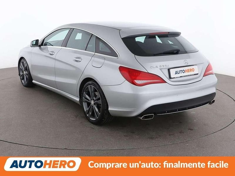 Usata Mercedes CLA200 Shooting Brake 136 CV (100 kW) 2016 Argento Station wagon