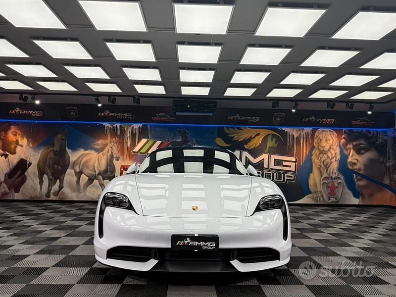 Usata Porsche Taycan Turbo 141 kW (193 CV) 2021 Bianco Berlina