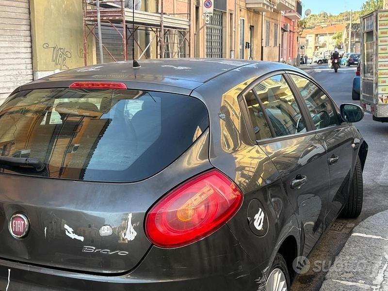 Usata Fiat Bravo 65 CV (47 kW) 2008 Grigio Utilitaria