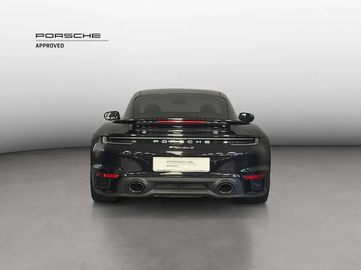Usata Porsche 992 650 CV (478 kW) 2021 Nero jet Coupé