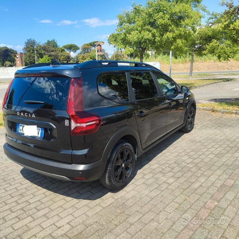 Usata Dacia Jogger Extreme 101 CV (74 kW) 2022 Nero Monovolume