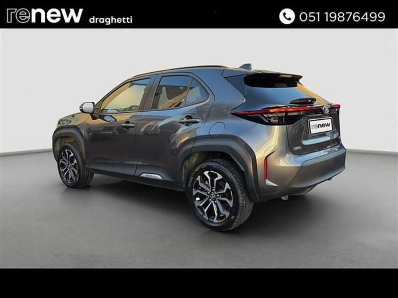 Usata Toyota Yaris Cross Trend 116 CV (85 kW) 2023 Grigio scuro SUV