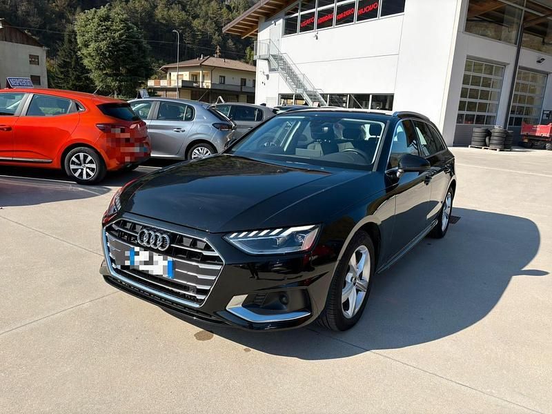 Usata Audi A4 Advanced 163 CV (119 kW) 2023 Nero Station wagon
