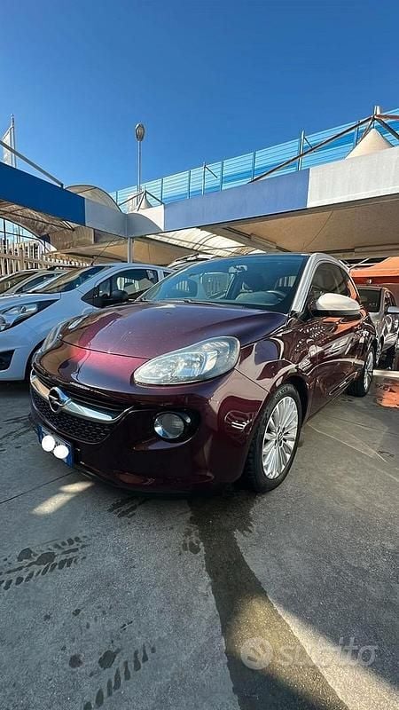 Usata Opel Adam 87 CV (63 kW) 2014 Viola Utilitaria