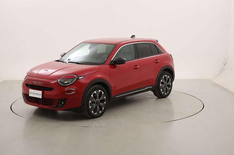 Usata Fiat 600 La Prima 136 CV (100 kW) 2025 Rosso SUV