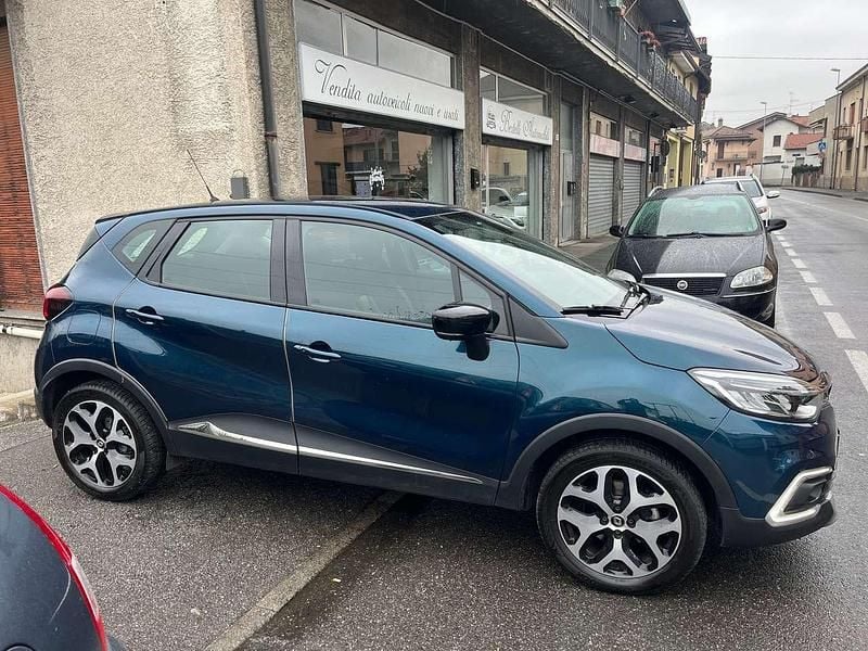 Blu/azzurro Usata 2018 Renault Captur SUV | 10.800 € (Ottimo prezzo) - Immagine 1/4