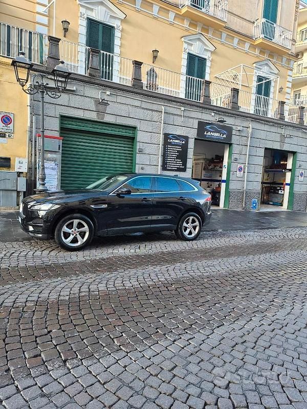 Usata Jaguar F-Pace R-Sport 180 CV (132 kW) 2017 SUV