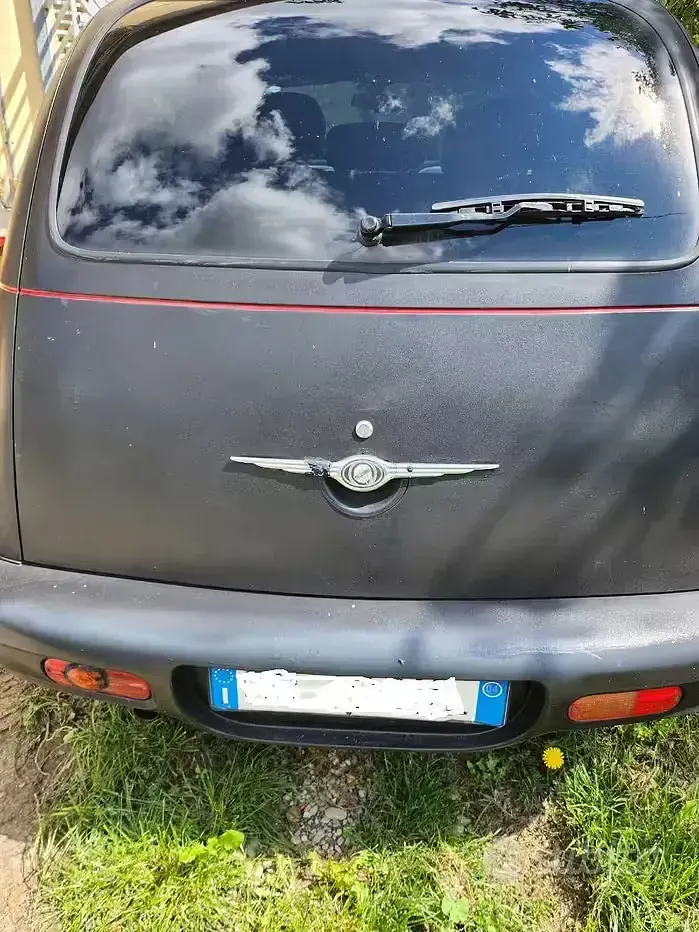 Usata Chrysler PT Cruiser Limited 121 CV (88 kW) 2004 Nero Utilitaria