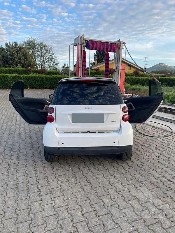 Usata Smart ForTwo Cabrio 84 CV (61 kW) 2010 Bianco Cabrio