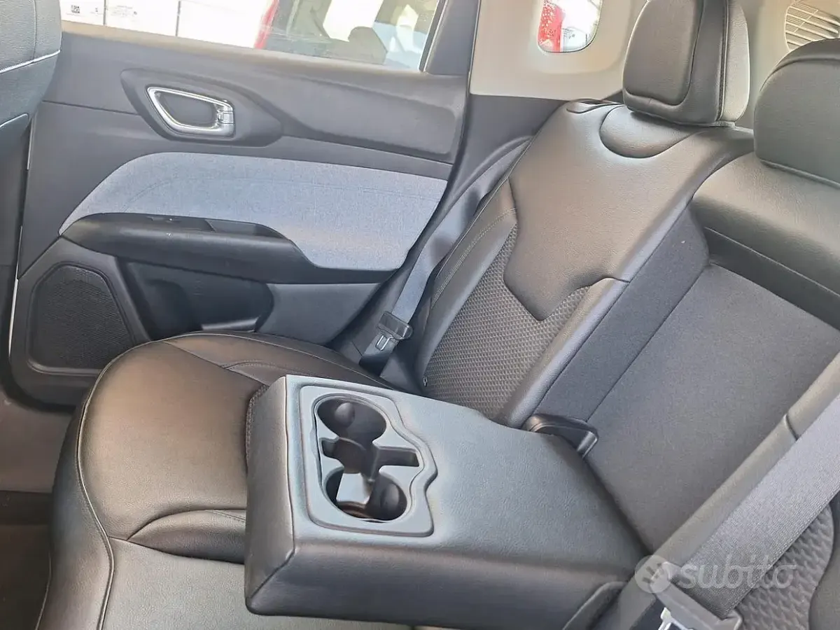 Usata Jeep Compass 131 CV (96 kW) 2021 Bianco SUV