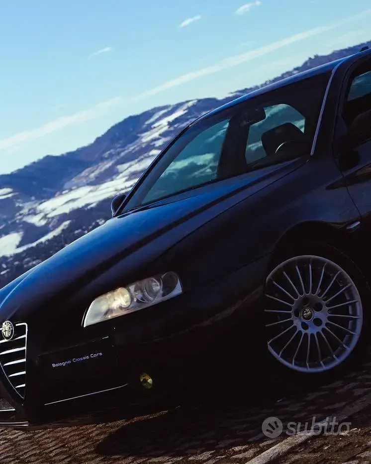 Usata Alfa Romeo 166 Exclusive 240 CV (176 kW) 2004 Nero Berlina