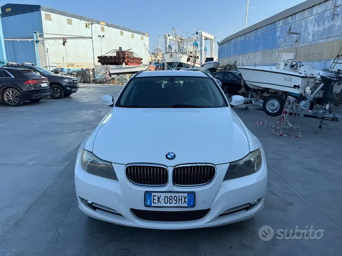 Usata BMW 320 184 CV (135 kW) 2011 Bianco Station wagon