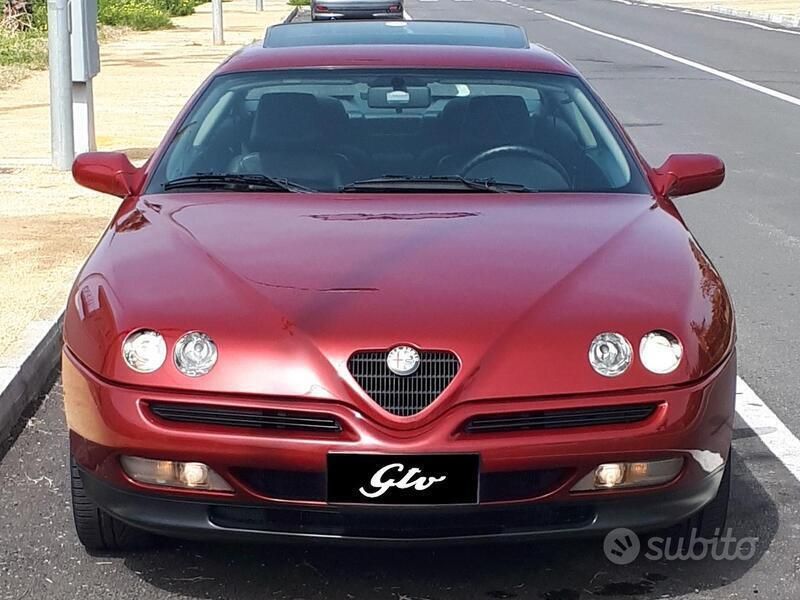 Rosso Usata 1996 Alfa Romeo GTV Coupé | 7990 € - Immagine 1/4