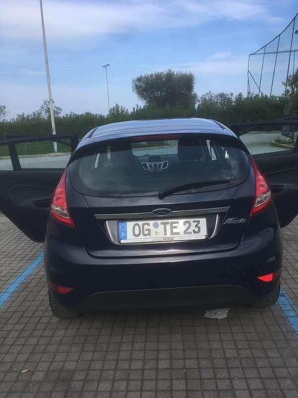 Usata Ford Fiesta 60 CV (44 kW) 2009 Blu Utilitaria