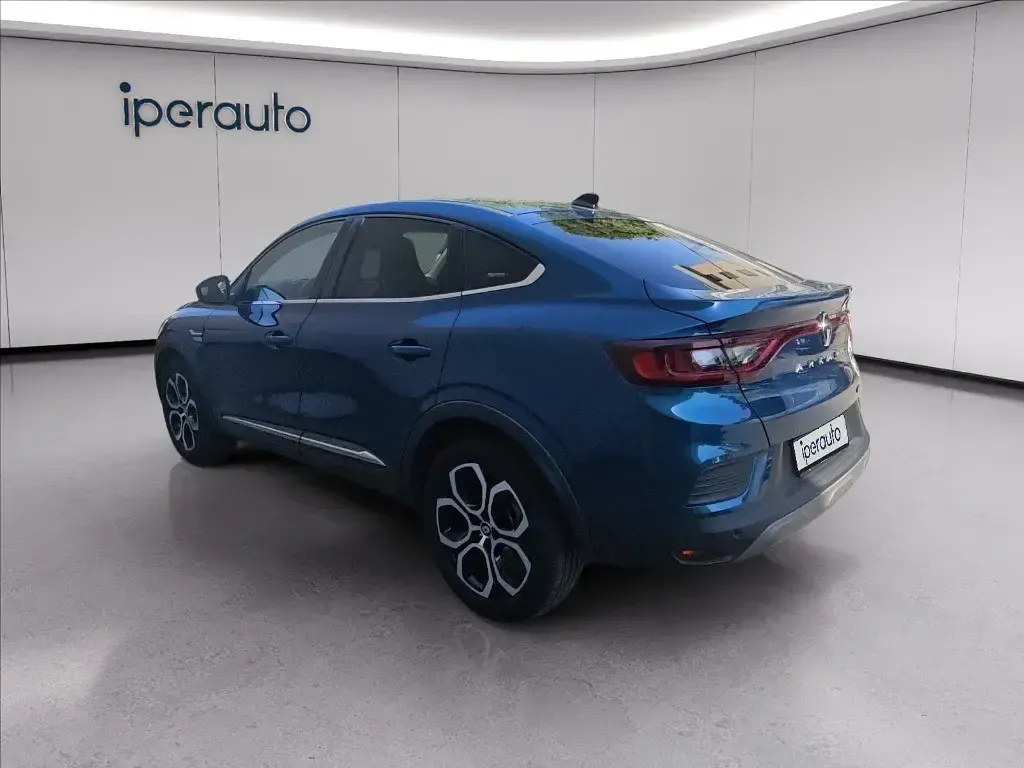 Usata Renault Arkana Techno 145 CV (106 kW) 2023 Blu SUV