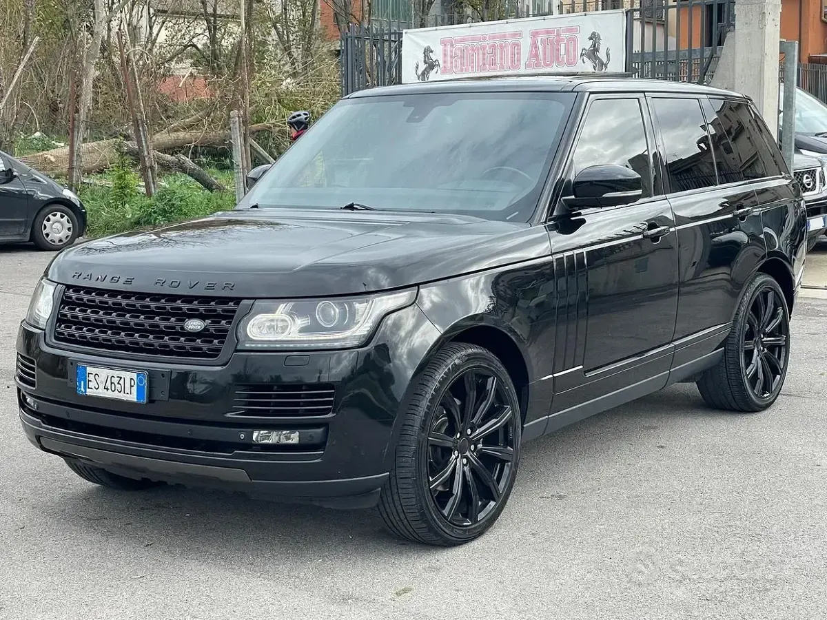 Usata Land Rover Range Rover HSE Dynamic 249 CV (183 kW) 2014 Nero SUV