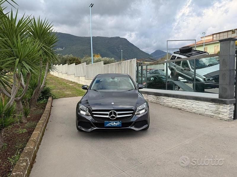 Usata Mercedes C180 Premium 115 CV (84 kW) 2016 Grigio Berlina