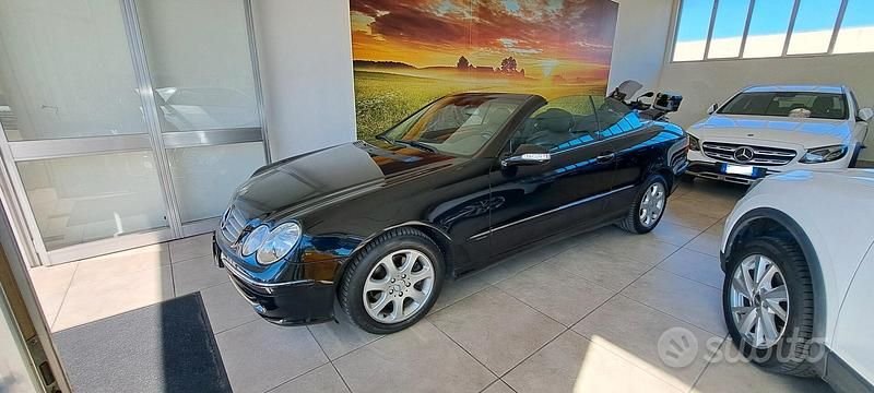 Usata Mercedes CLK200 Elegance 163 CV (119 kW) 2005 Nero Cabrio