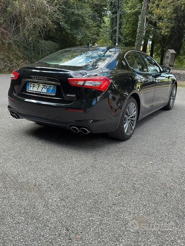 Usata Maserati Ghibli 250 CV (183 kW) 2018 Nero Coupé