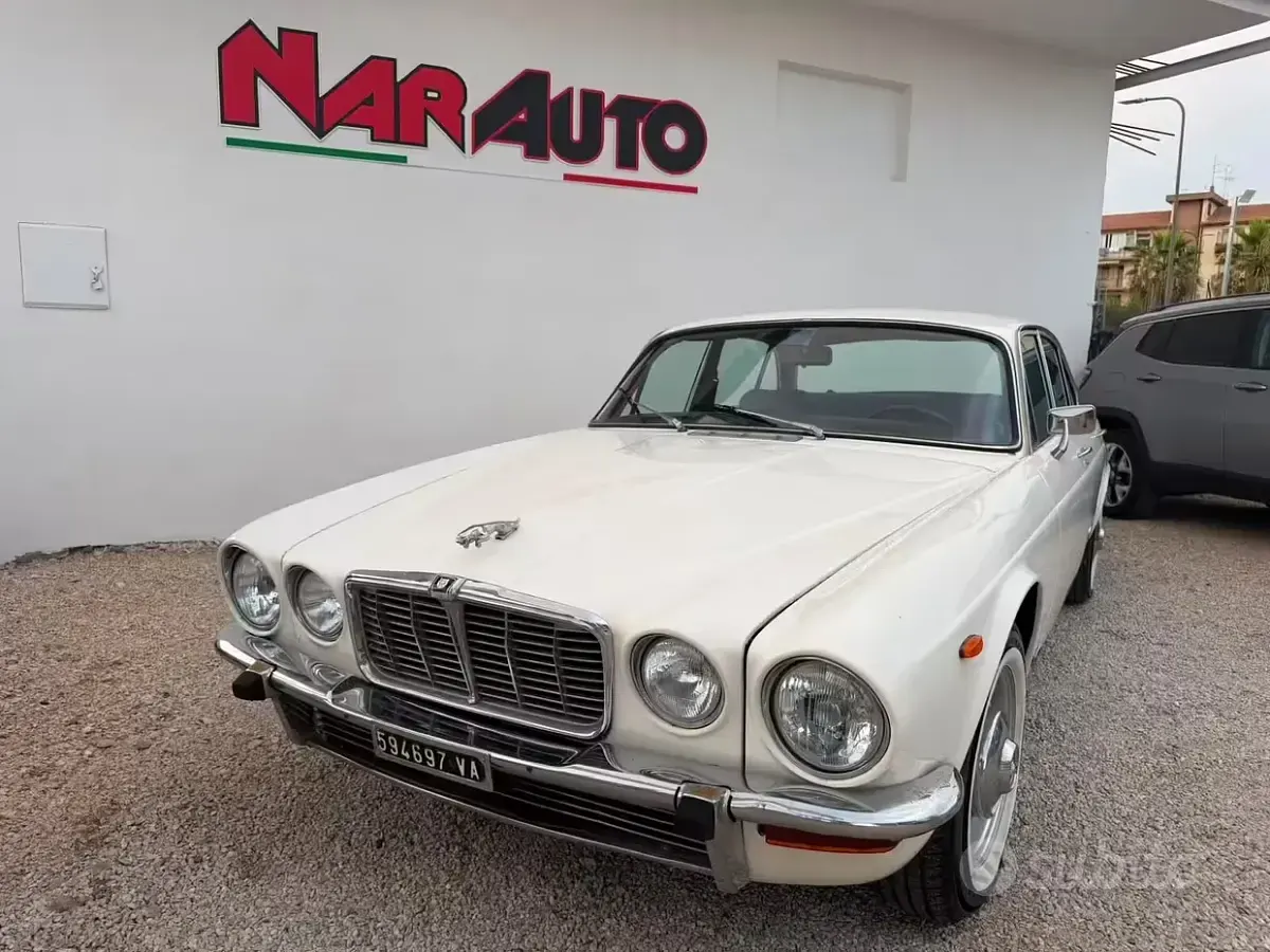 Usata Jaguar XJ6 160 CV (117 kW) 1970 Bianco Berlina