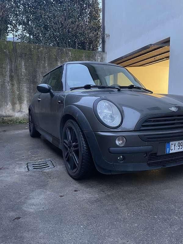 Usata Mini One D 88 CV (64 kW) 2006 Utilitaria