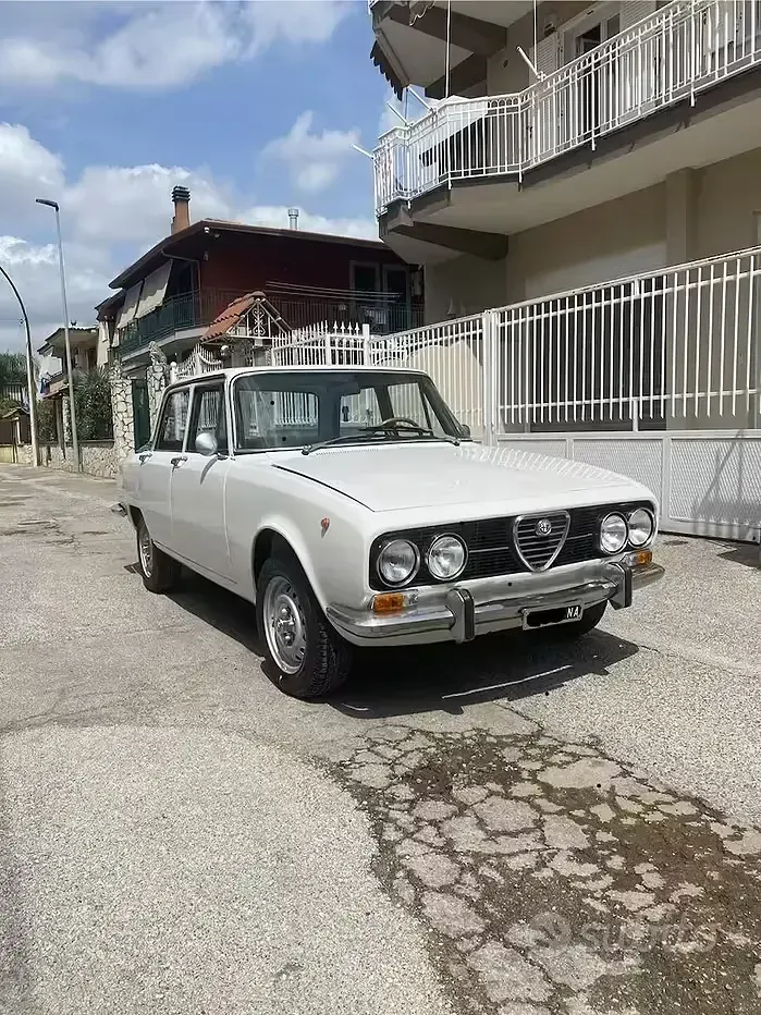 Usata Alfa Romeo 2000 1970 Bianco Berlina