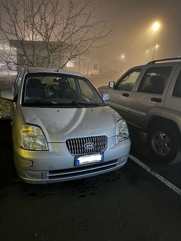 Grigio Usata 2006 Kia Picanto EX Due volumi | 1100 € (Super prezzo) - Immagine 1/4