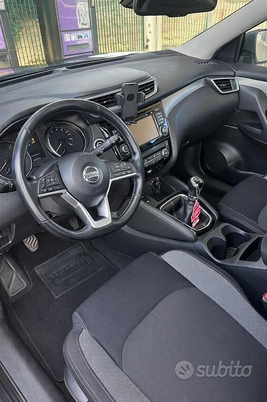 Usata Nissan Qashqai 110 CV (80 kW) 2018 Nero SUV