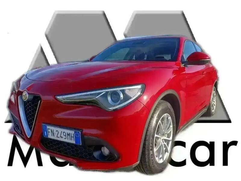 Usato 2018 Alfa Romeo Stelvio 2.1 Diesel 180 CV (19.900 €)