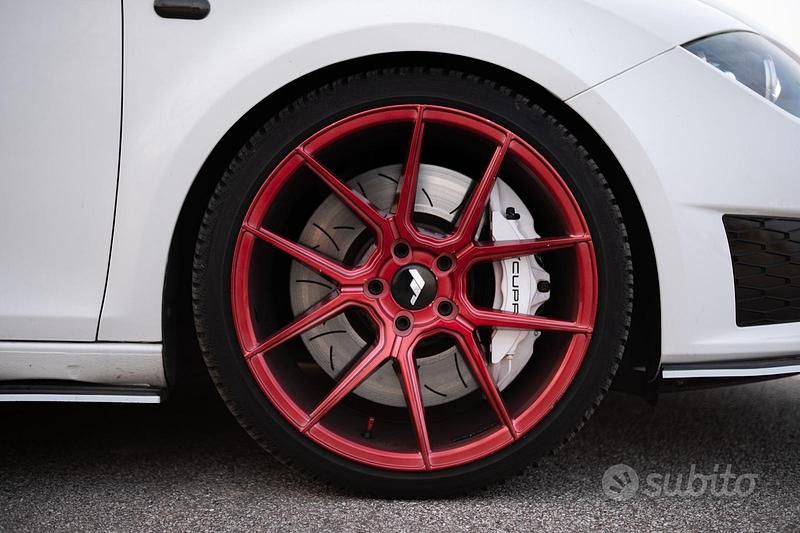 Usata Seat Leon CUPRA 265 CV (194 kW) 2010 Bianco Utilitaria